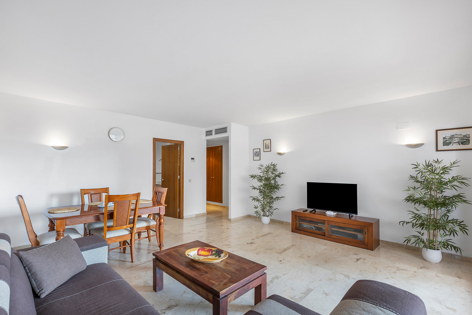 Apartment for Sale in Torrevieja, Alicante