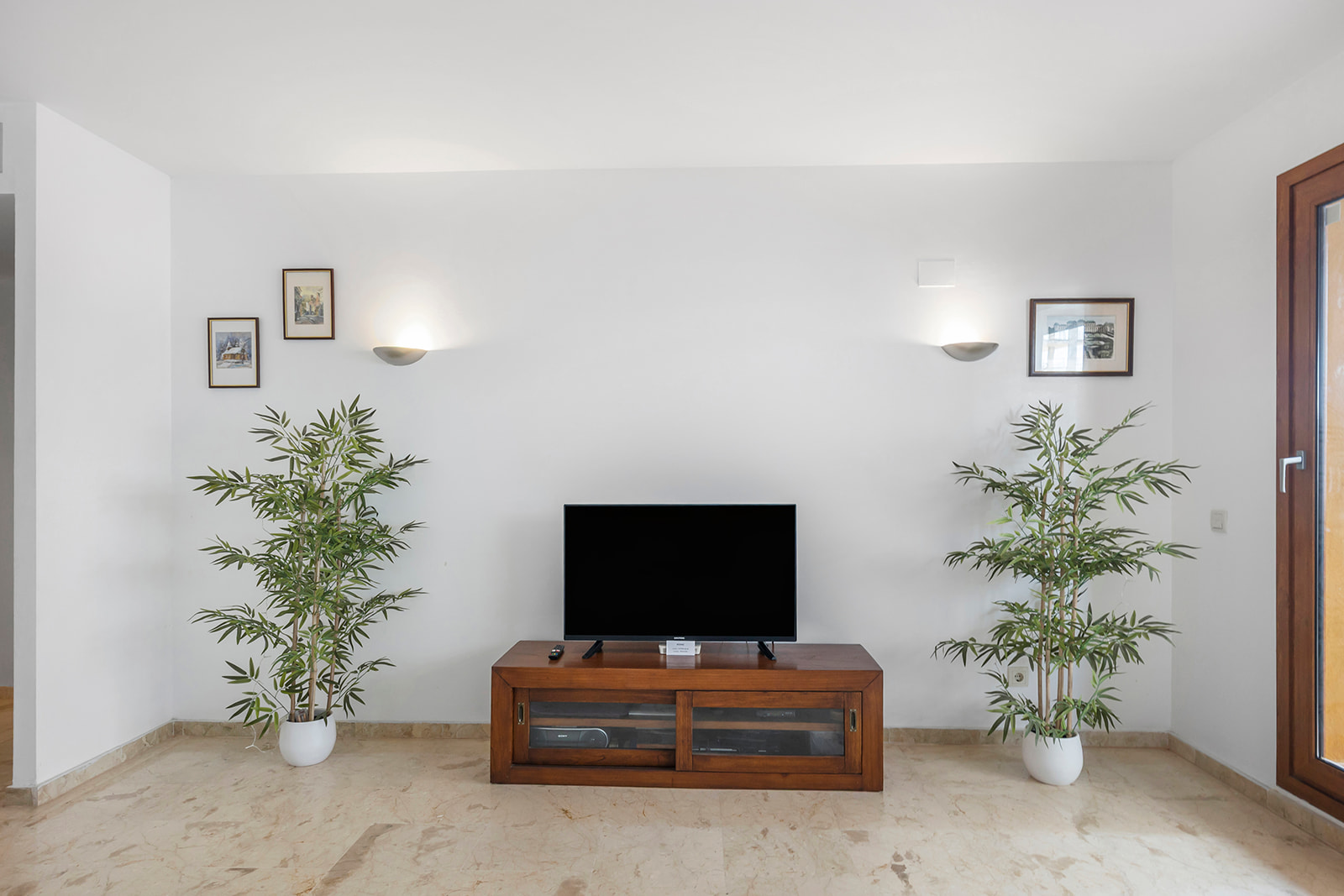 Apartment for Sale in Torrevieja, Alicante