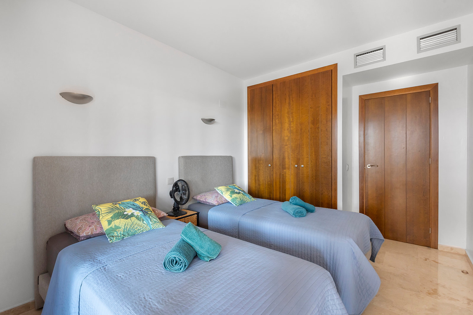 Apartment for Sale in Torrevieja, Alicante