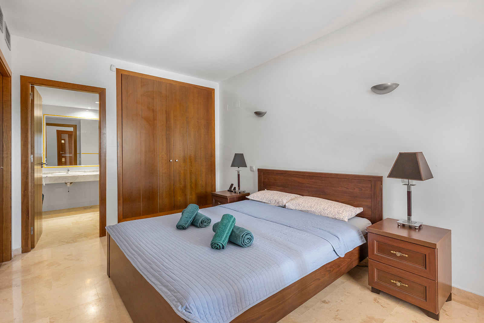 Apartment for Sale in Torrevieja, Alicante