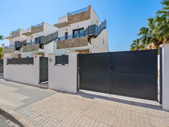 Villa for Sale in Torrevieja, Alicante