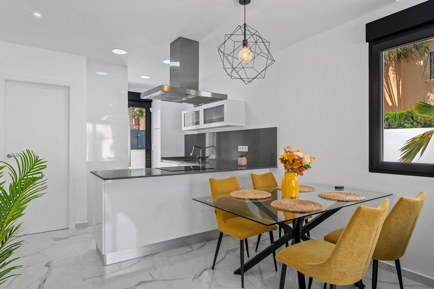 Villa for Sale in Torrevieja, Alicante