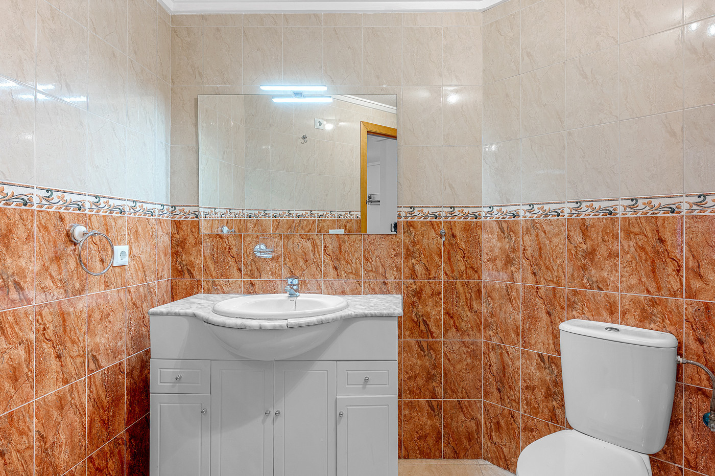 Apartment for Sale in Torrevieja, Alicante