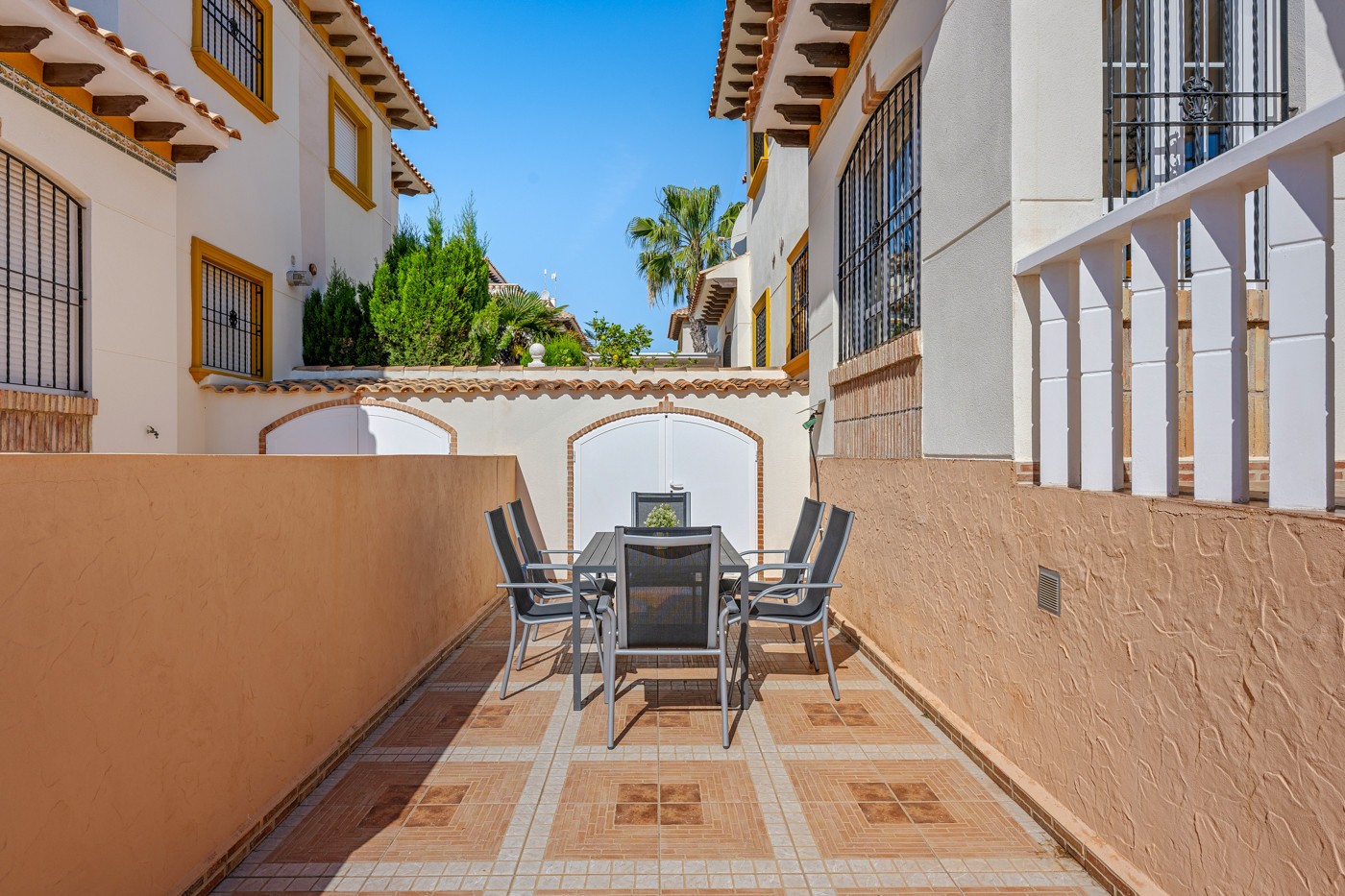 Quad House for Sale in Cabo Roig, Alicante