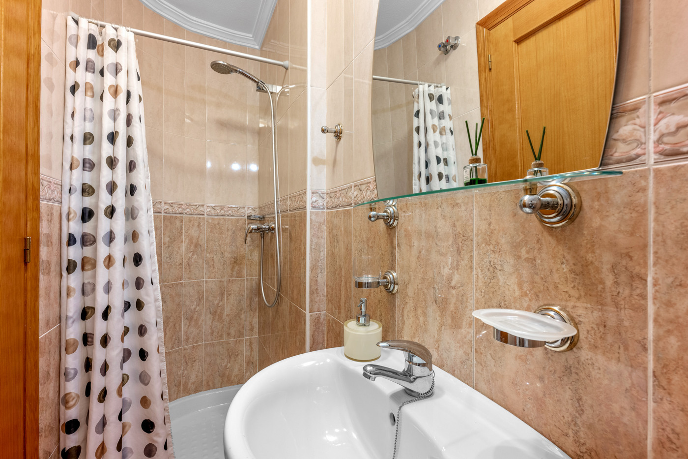 Quad House for Sale in Cabo Roig, Alicante