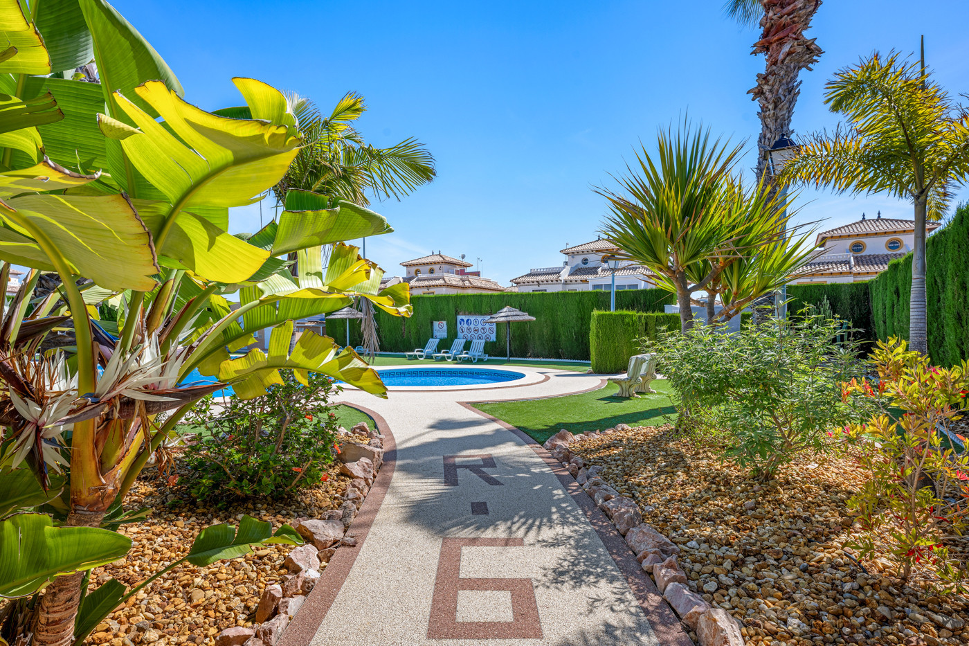 Quad House for Sale in Cabo Roig, Alicante