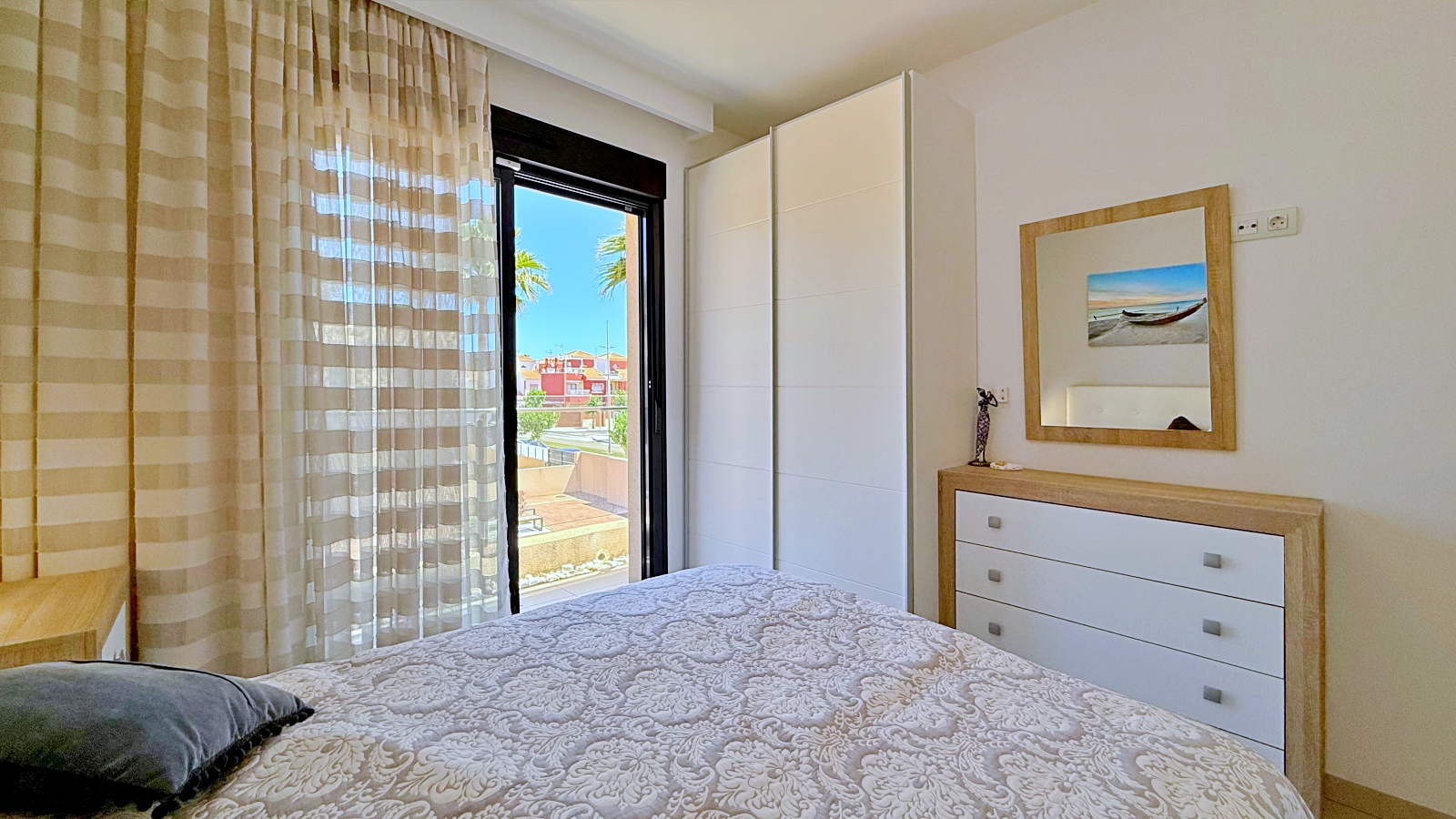 Penthouse for Sale in Pilar de La Horadada, Alicante