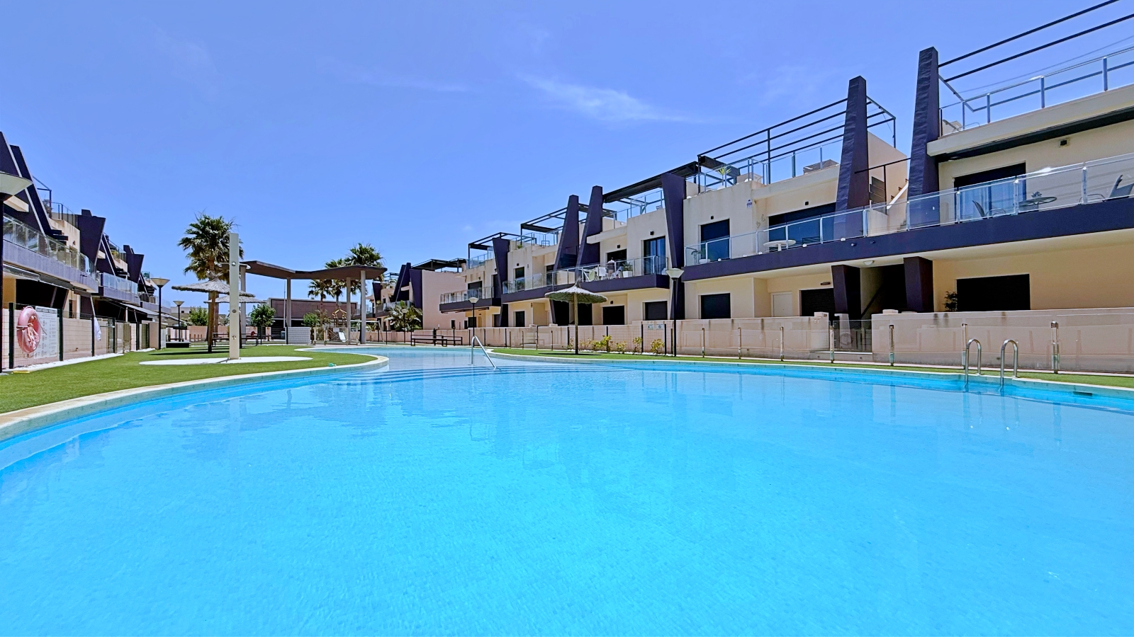Penthouse for Sale in Pilar de La Horadada, Alicante