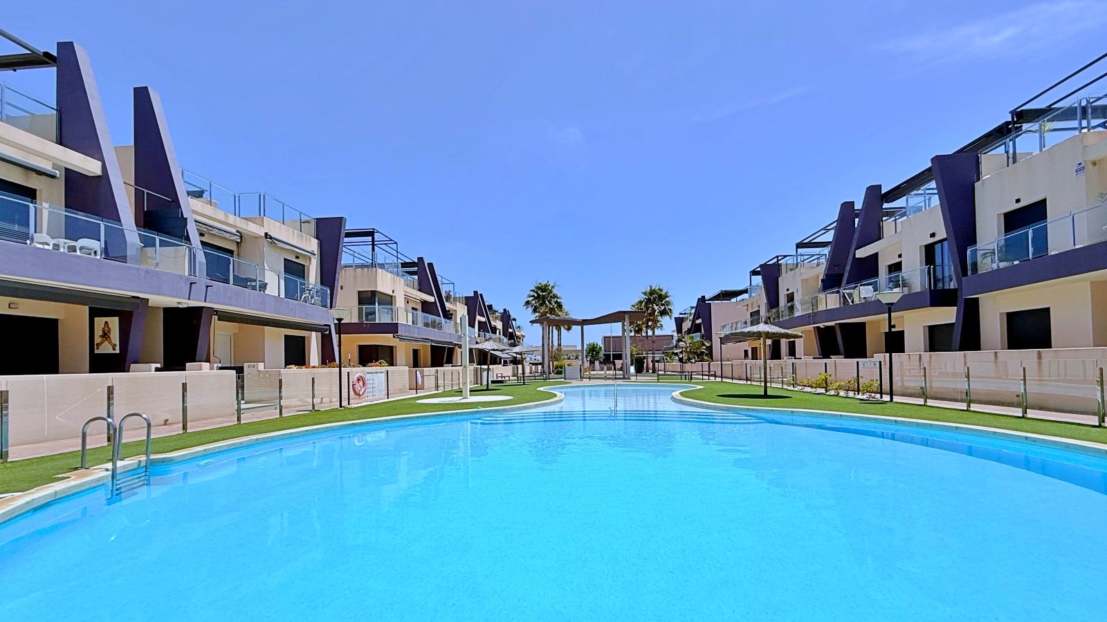 Penthouse for Sale in Pilar de La Horadada, Alicante