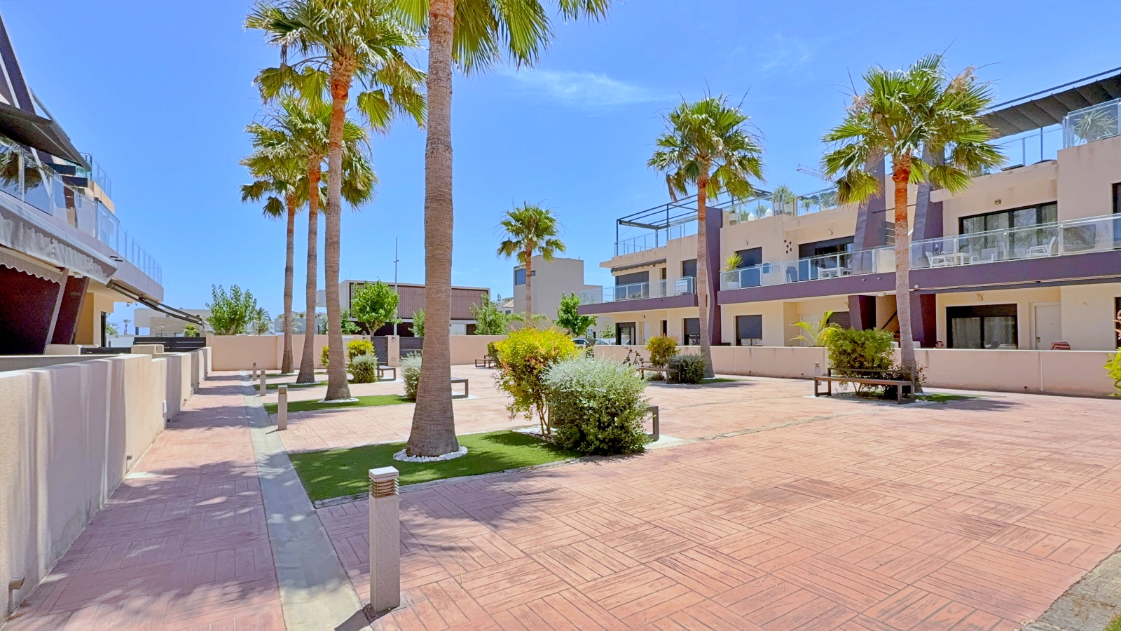 Penthouse for Sale in Pilar de La Horadada, Alicante