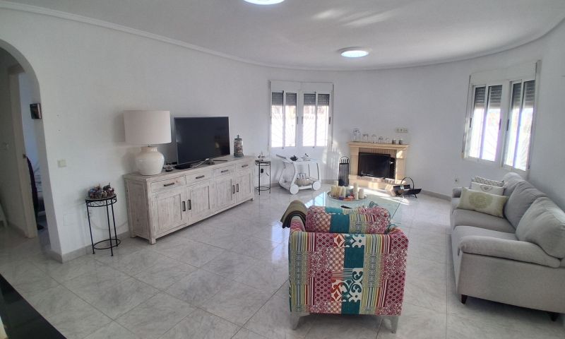 Villa for Sale in Rojales, Alicante