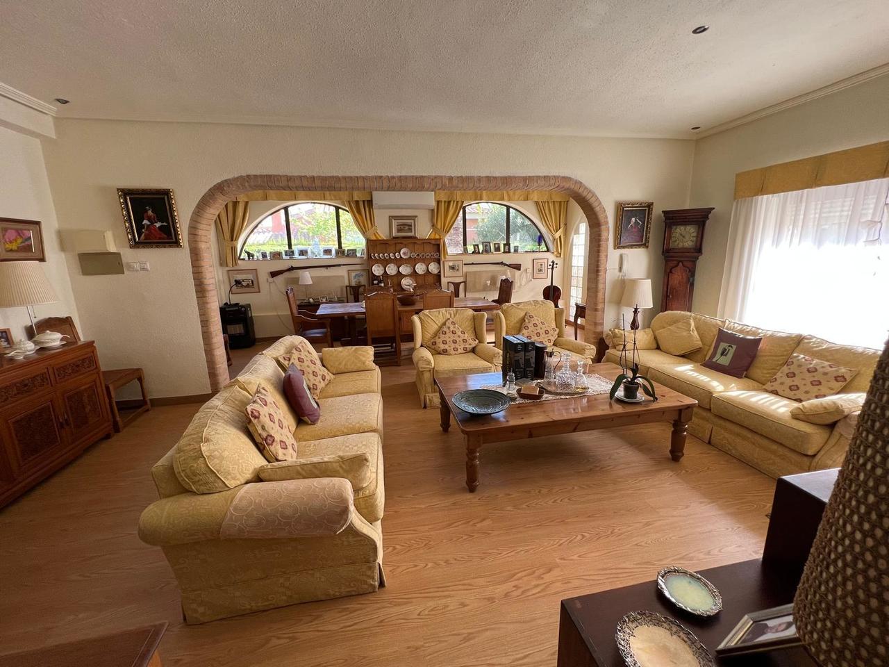Villa for Sale in Cabo Roig, Alicante