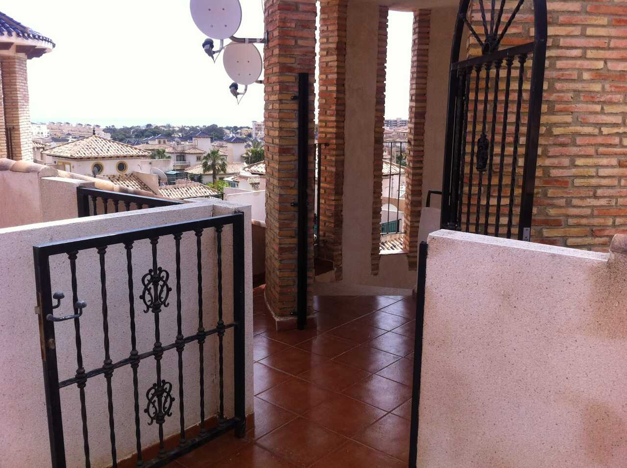 Apartment for Sale in Cabo Roig, Alicante