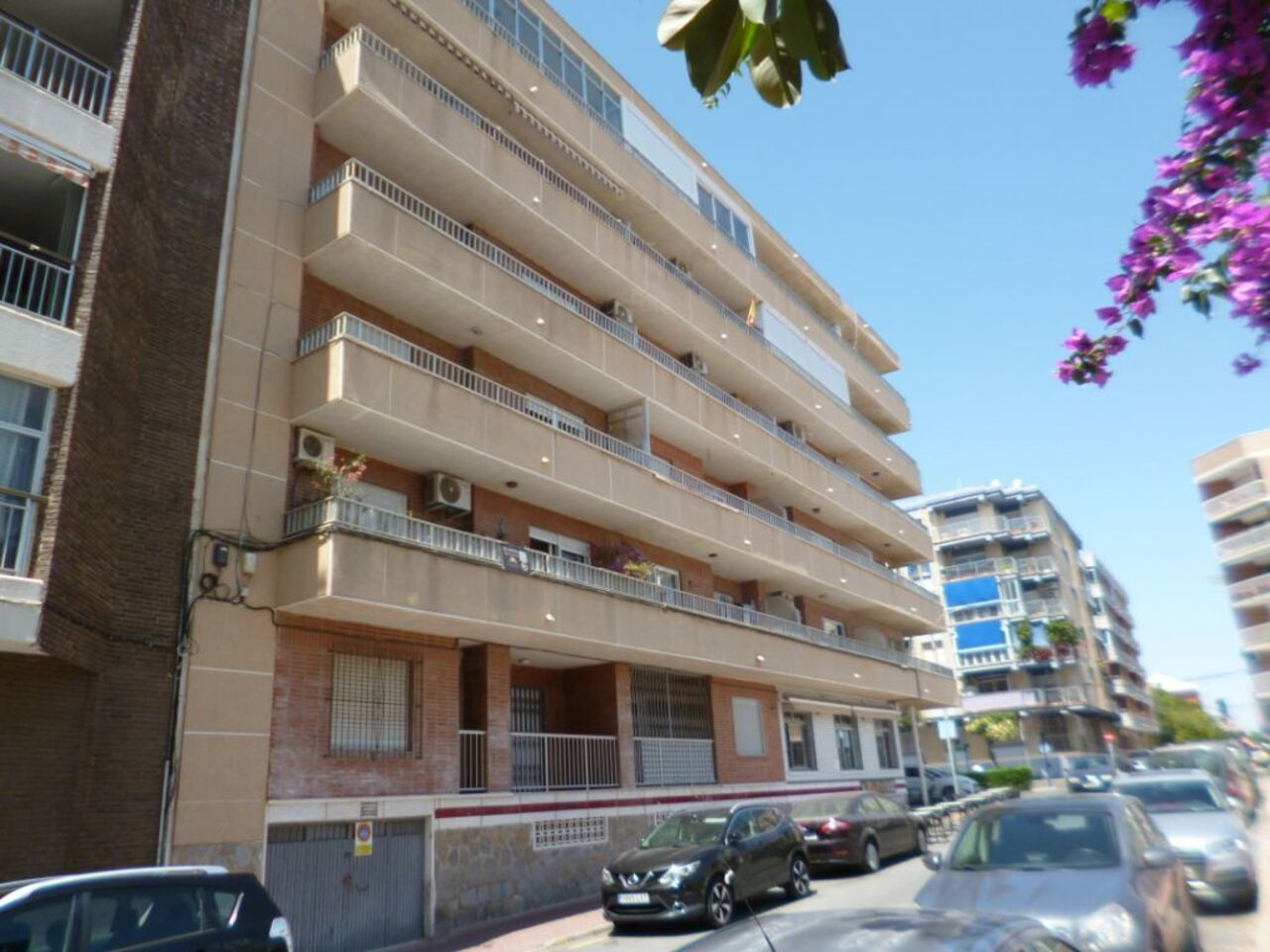 Apartment for Sale in Villamartin, Alicante