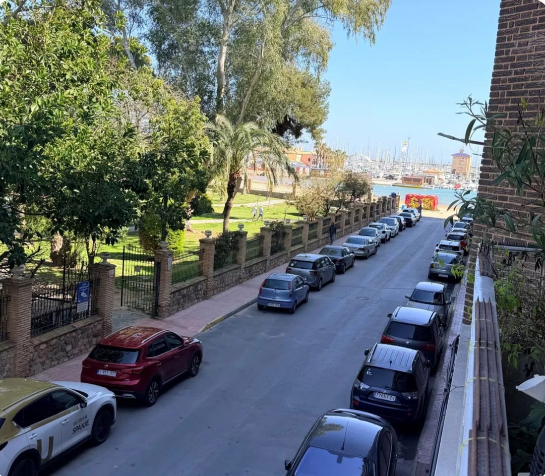 Apartment for Sale in Villamartin, Alicante