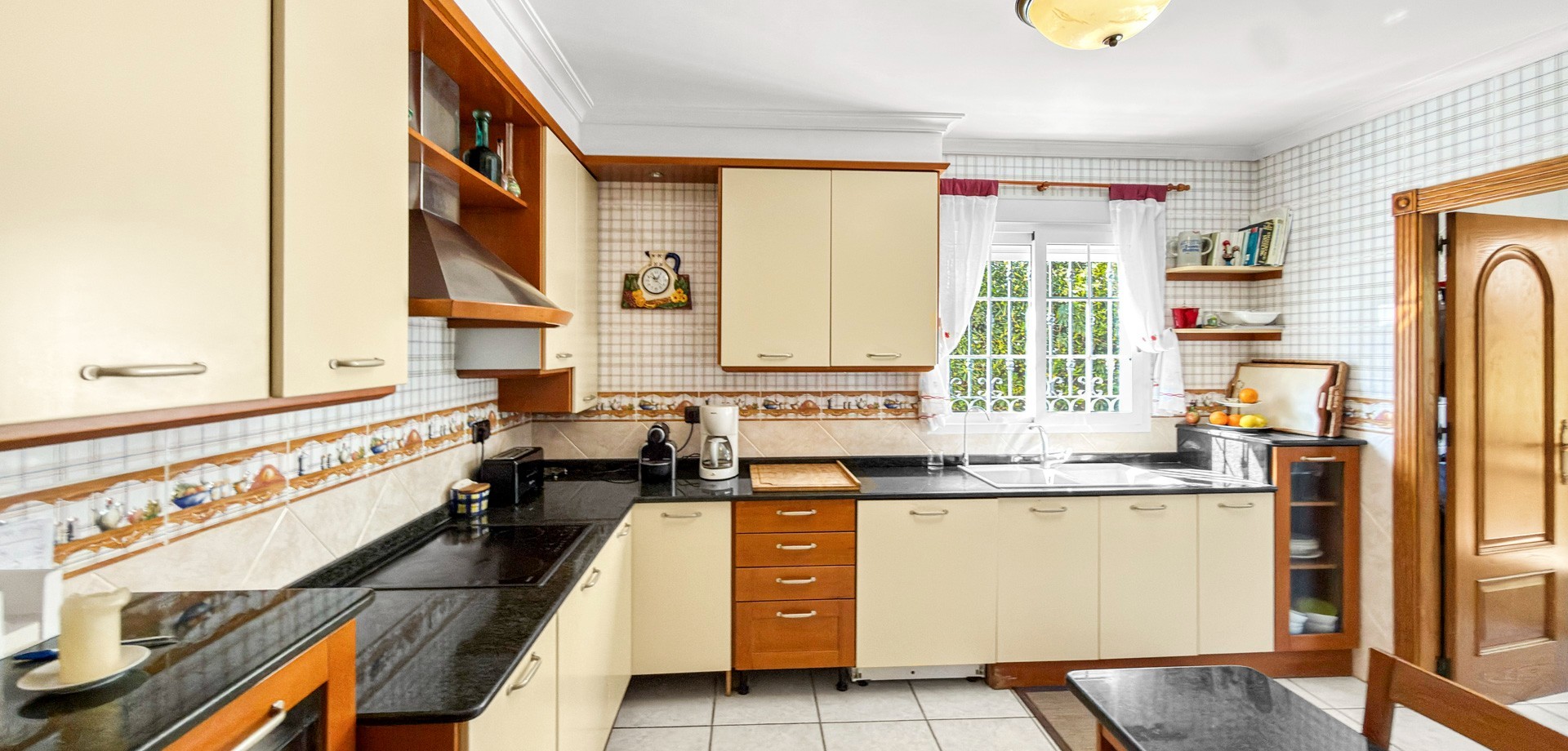 Villa for Sale in Torrevieja, Alicante