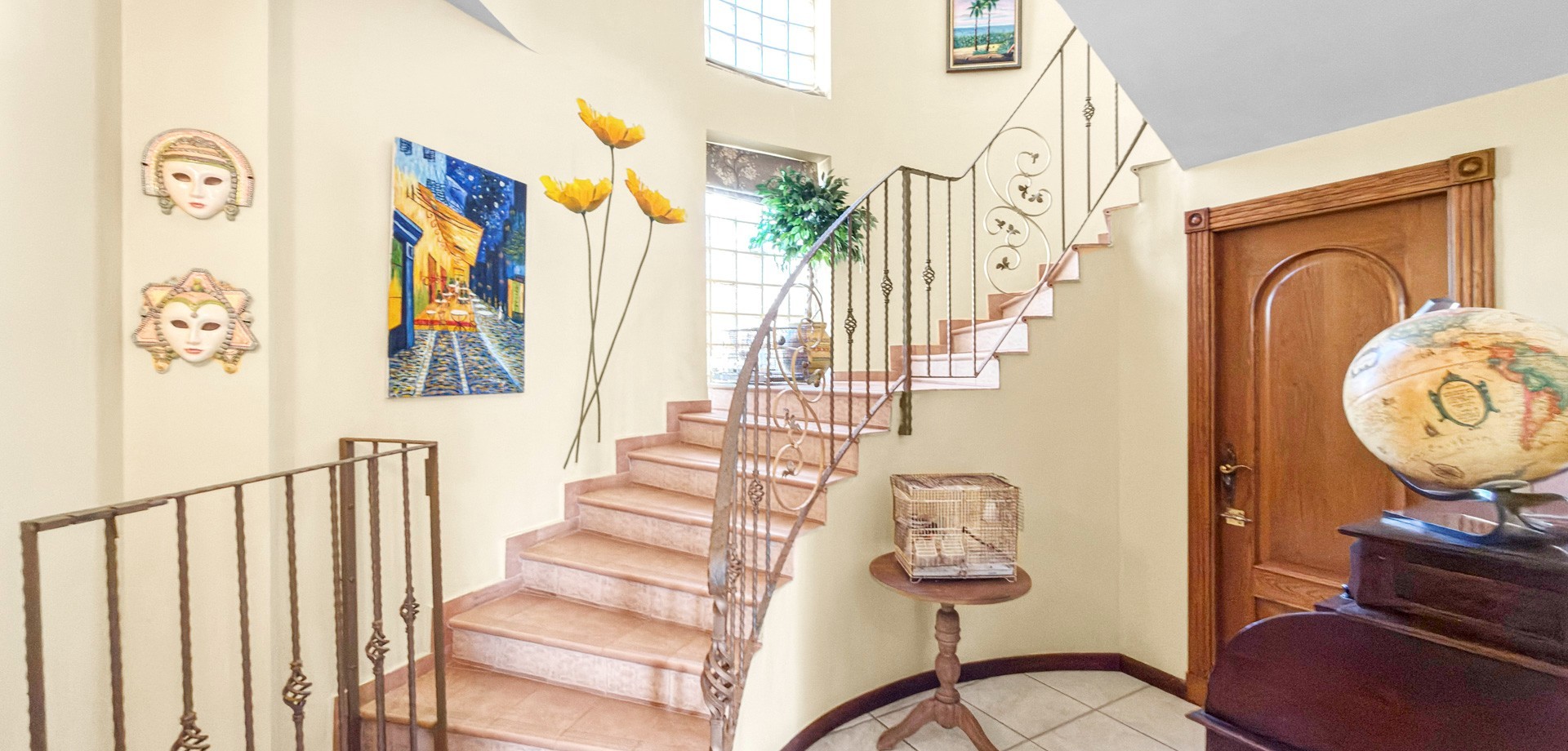Villa for Sale in Torrevieja, Alicante