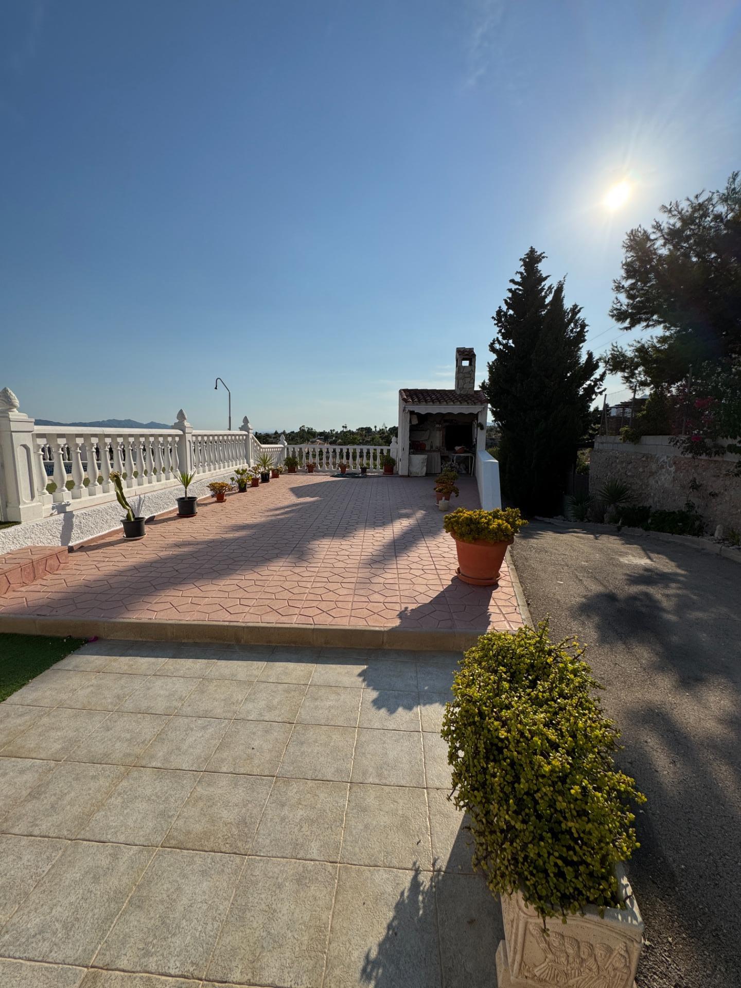 Villa for Sale in Albatera, Alicante