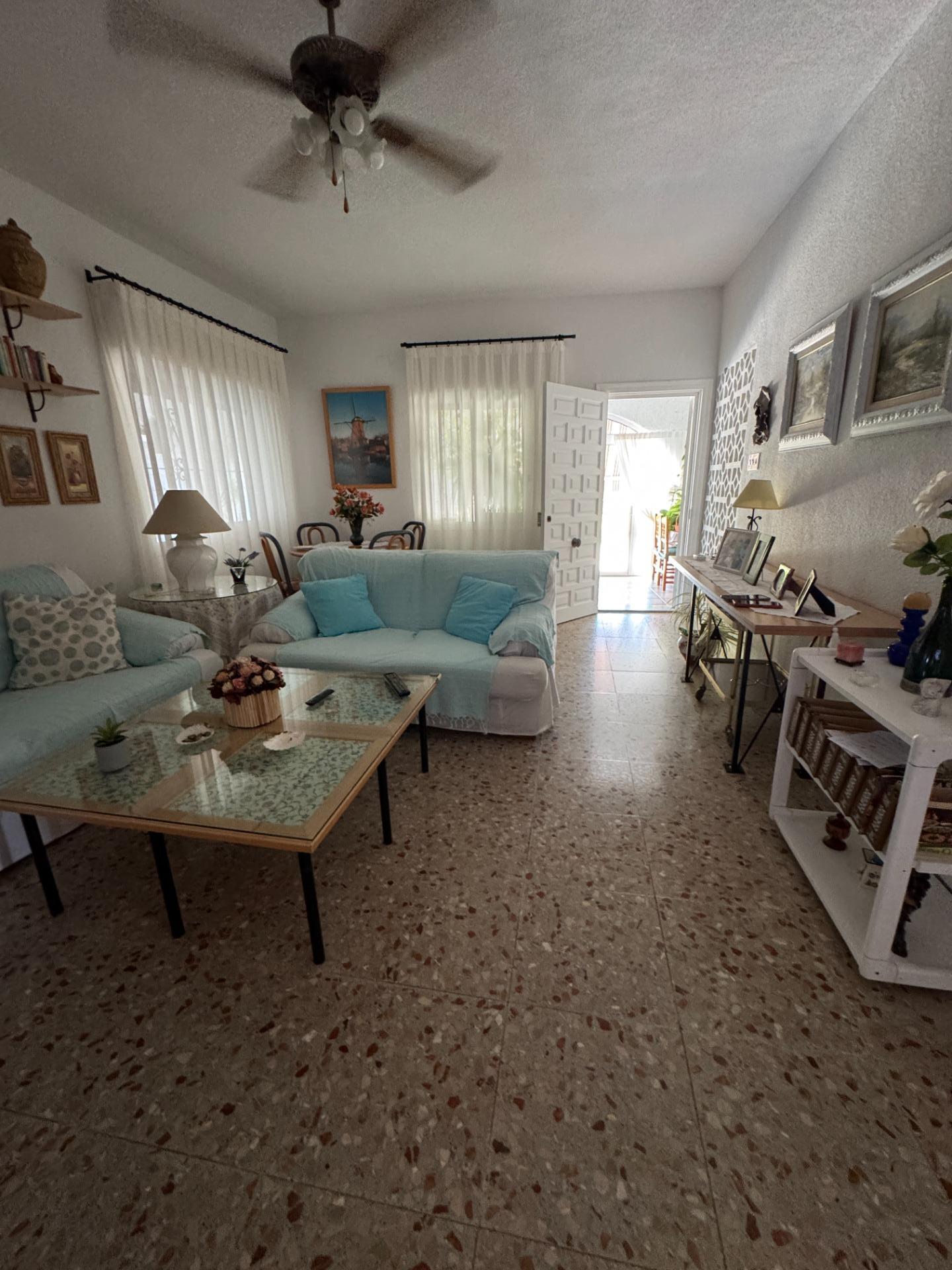 Villa for Sale in Albatera, Alicante