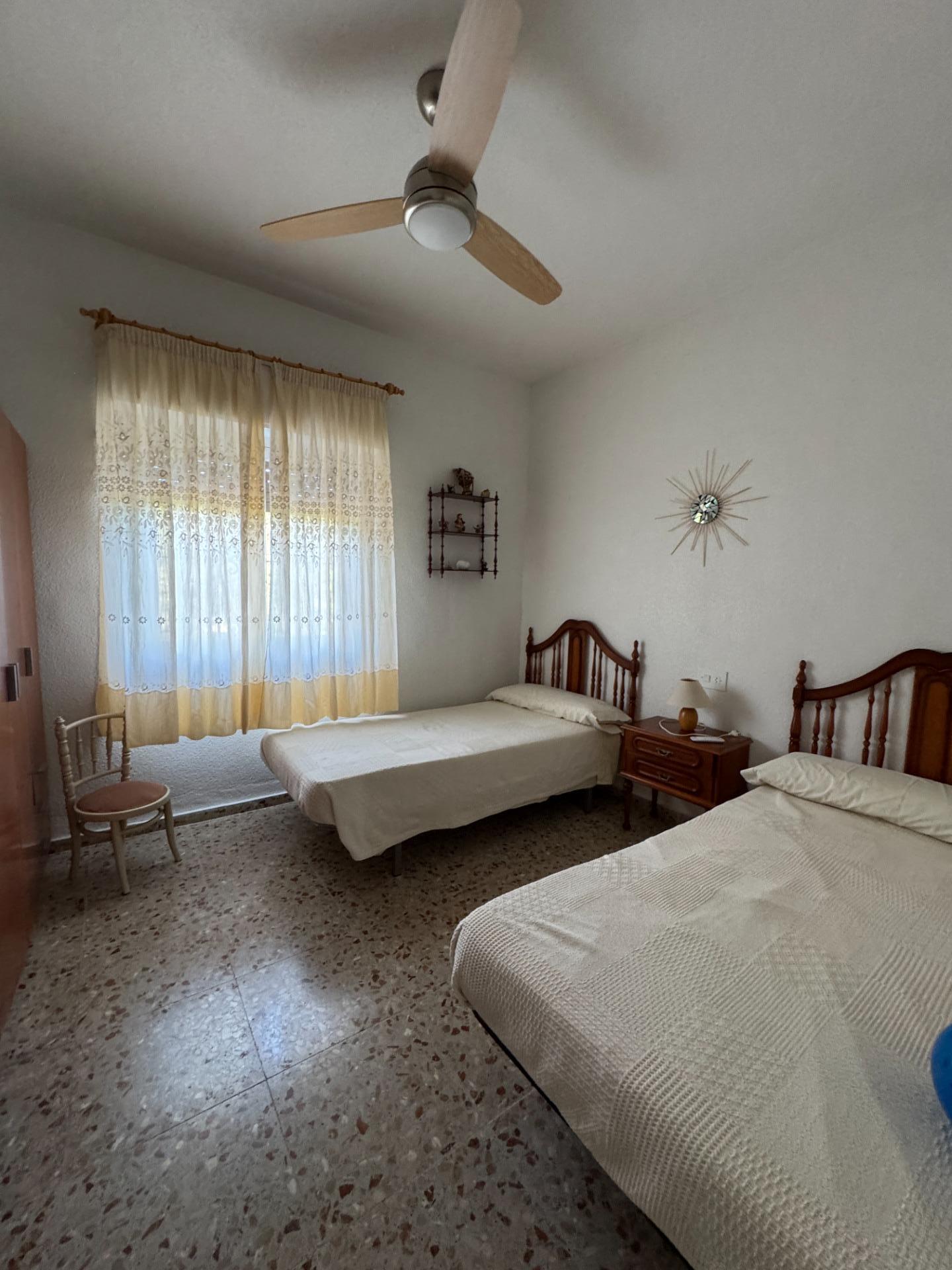 Villa for Sale in Albatera, Alicante
