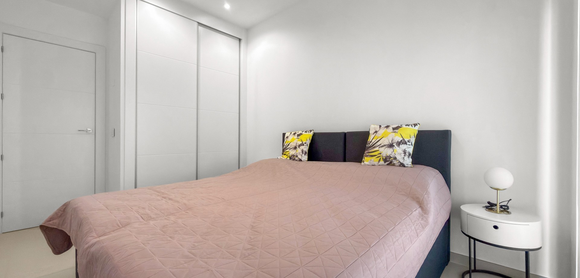 Apartment for Sale in Pilar de La Horadada, Alicante