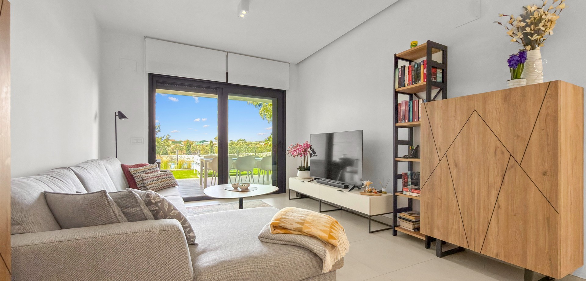 Apartment for Sale in Pilar de La Horadada, Alicante