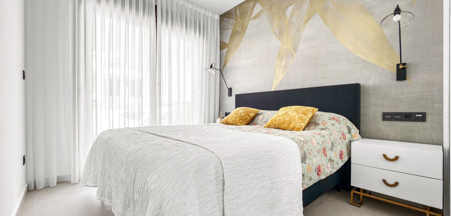 Apartment for Sale in Torrevieja, Alicante