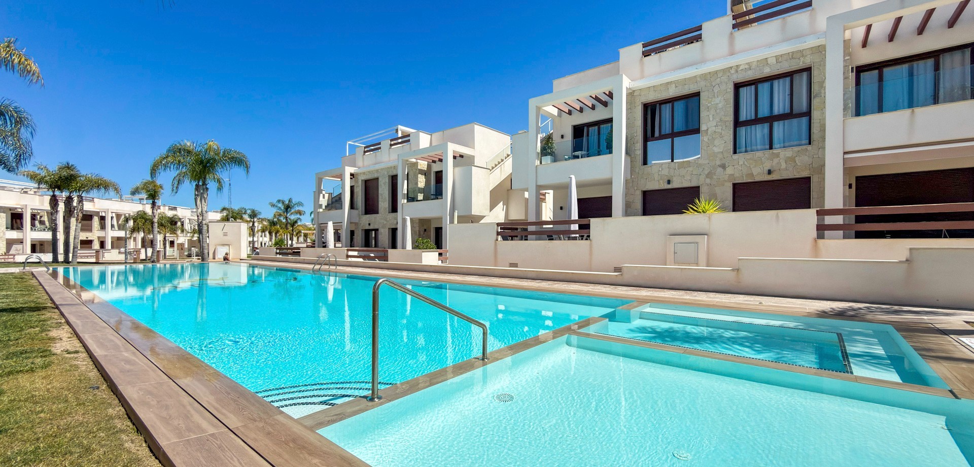 Apartment for Sale in Torrevieja, Alicante