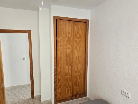 584