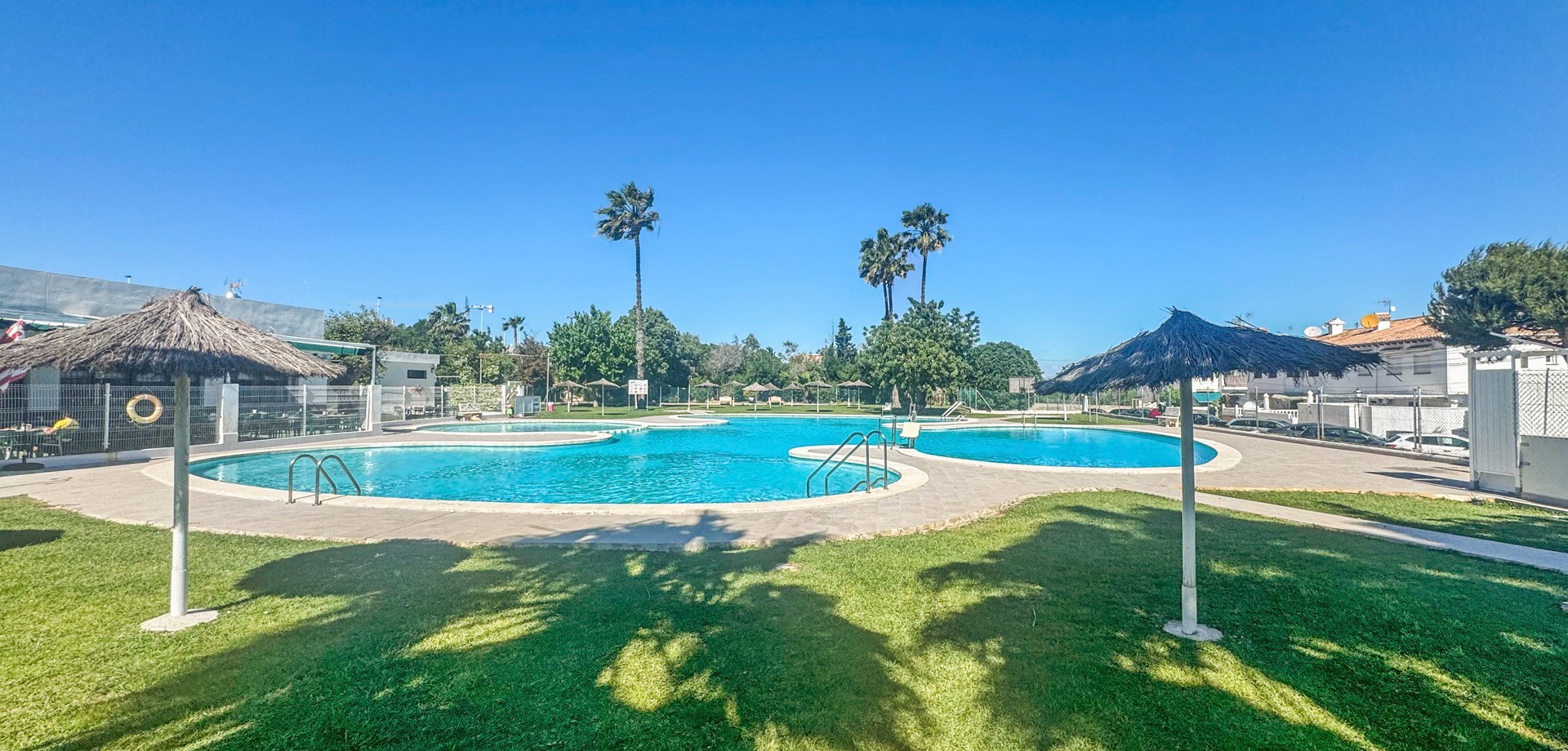 Bungalow for Sale in Torrevieja, Alicante