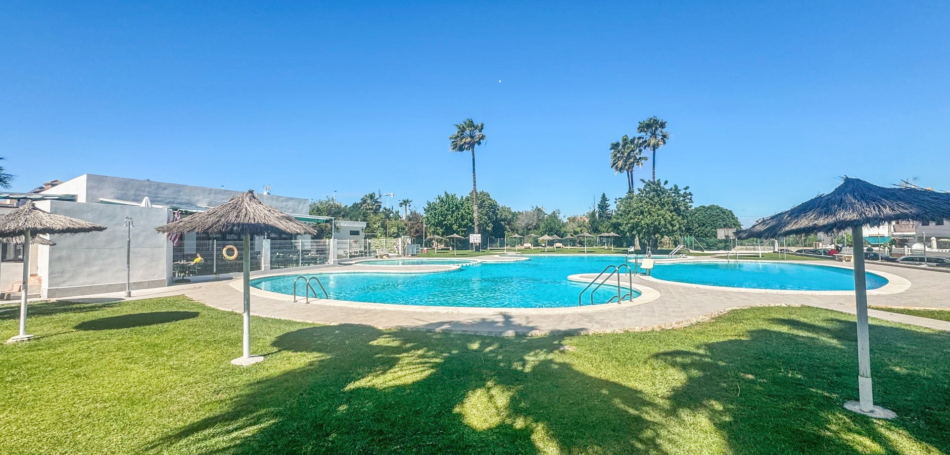 Bungalow for Sale in Torrevieja, Alicante