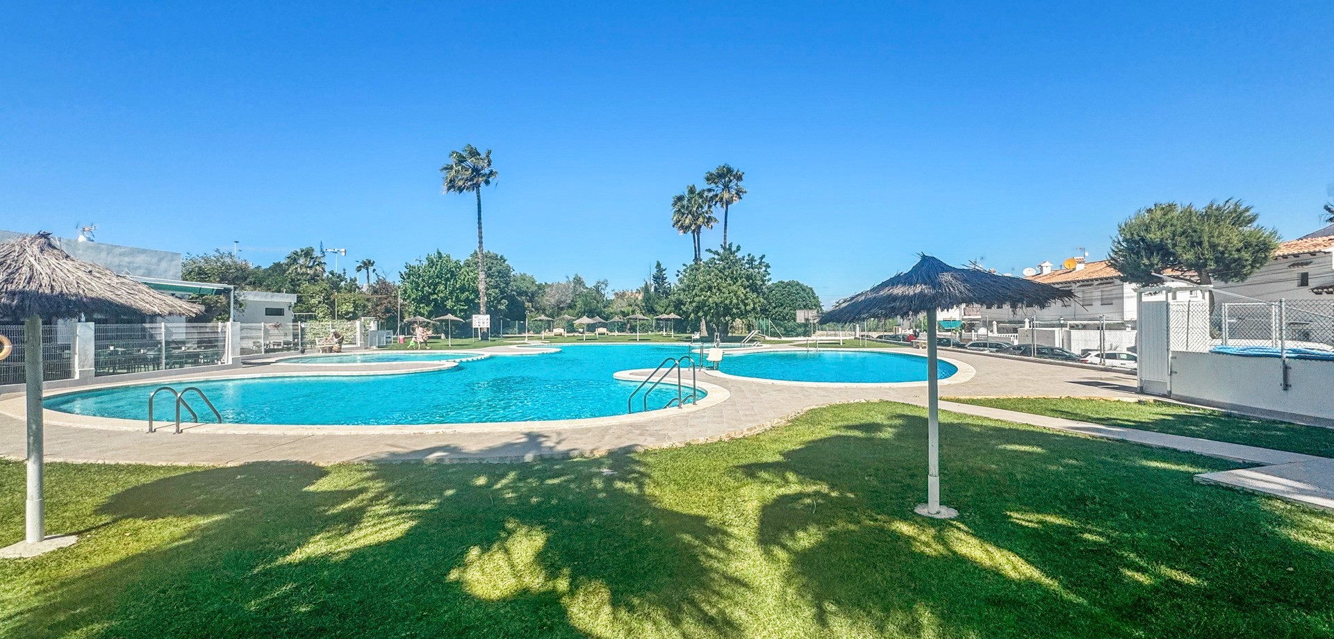 Bungalow for Sale in Torrevieja, Alicante