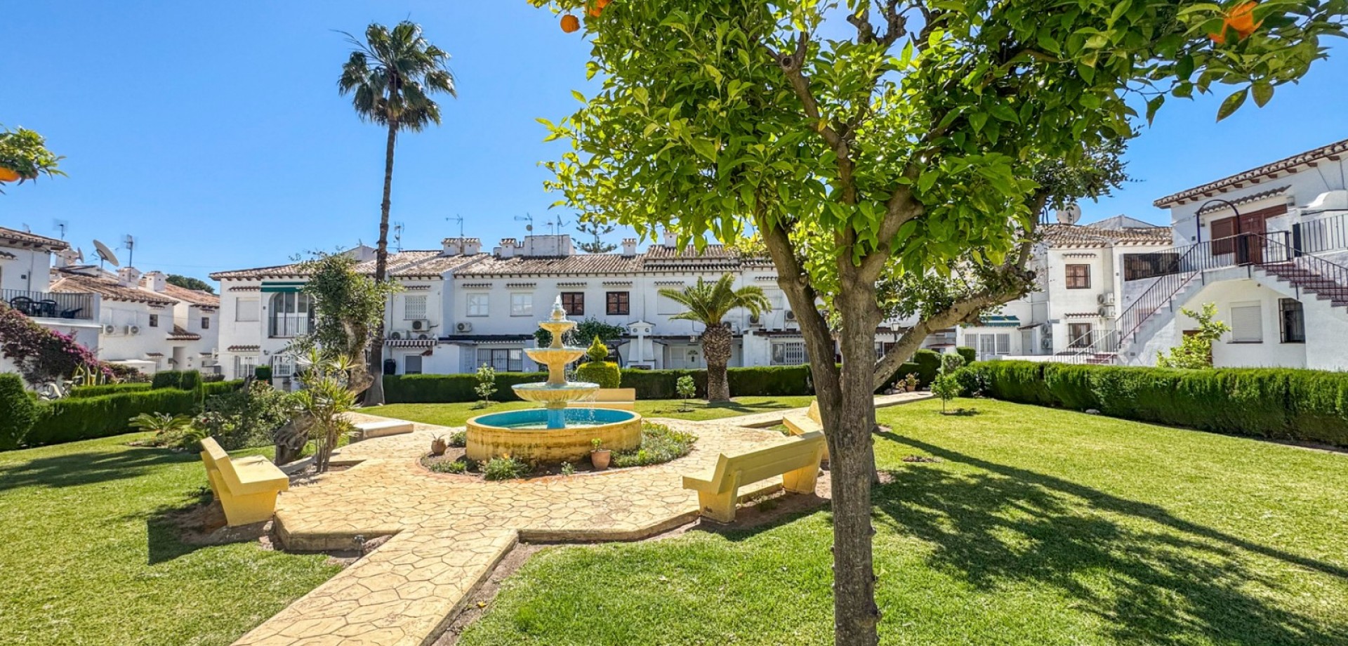Bungalow for Sale in Torrevieja, Alicante