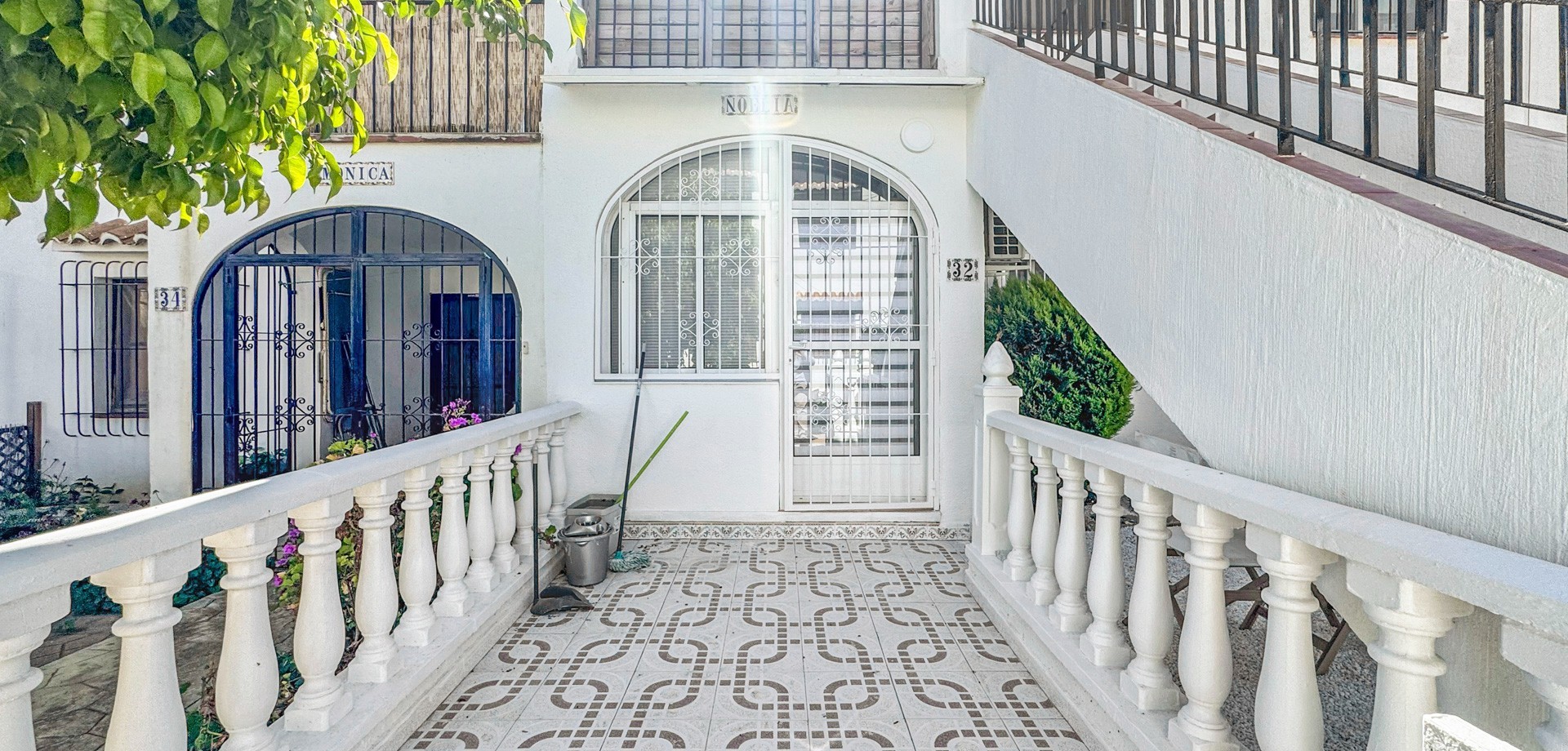 736514_xl Bungalow for Sale in Torrevieja, Alicante