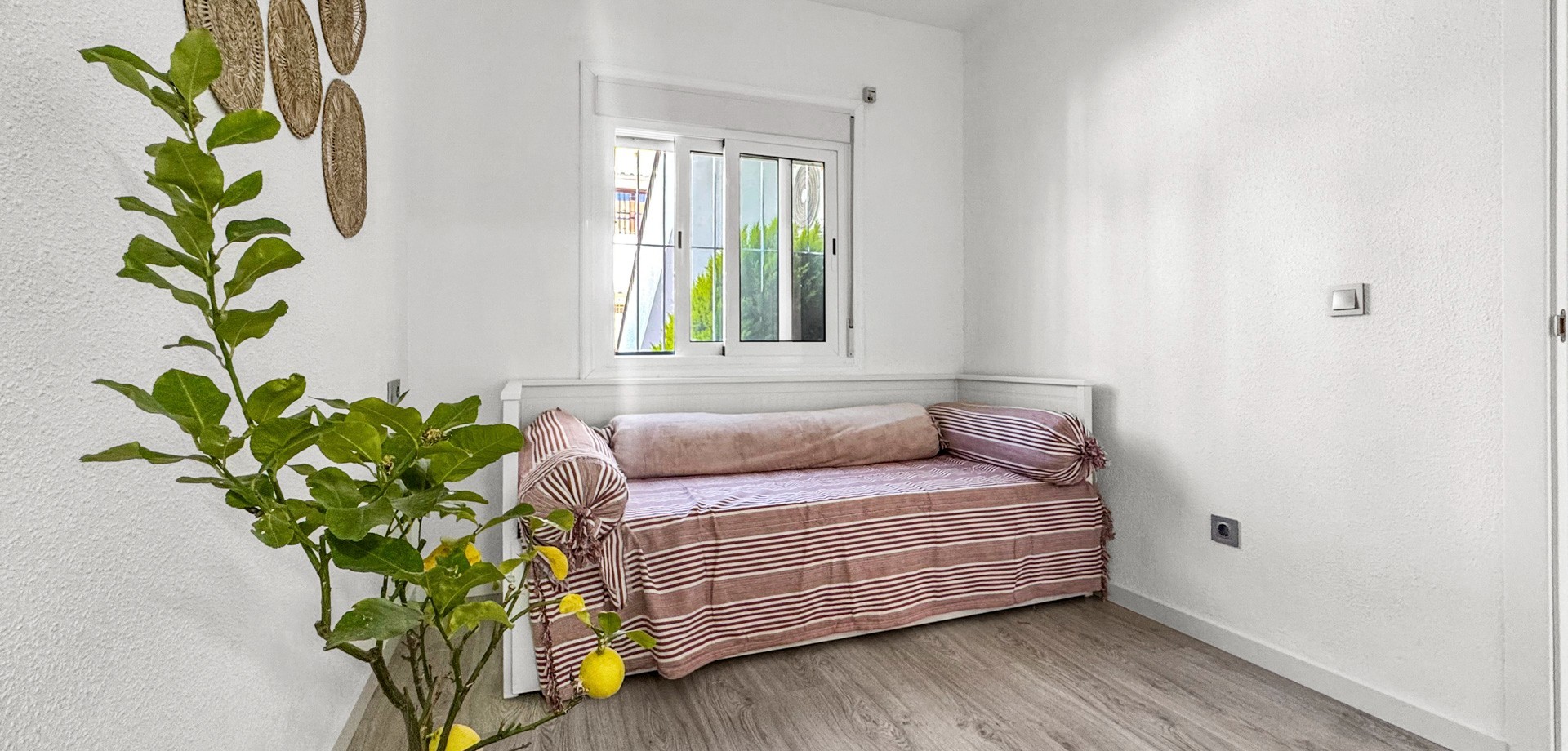 Bungalow for Sale in Torrevieja, Alicante