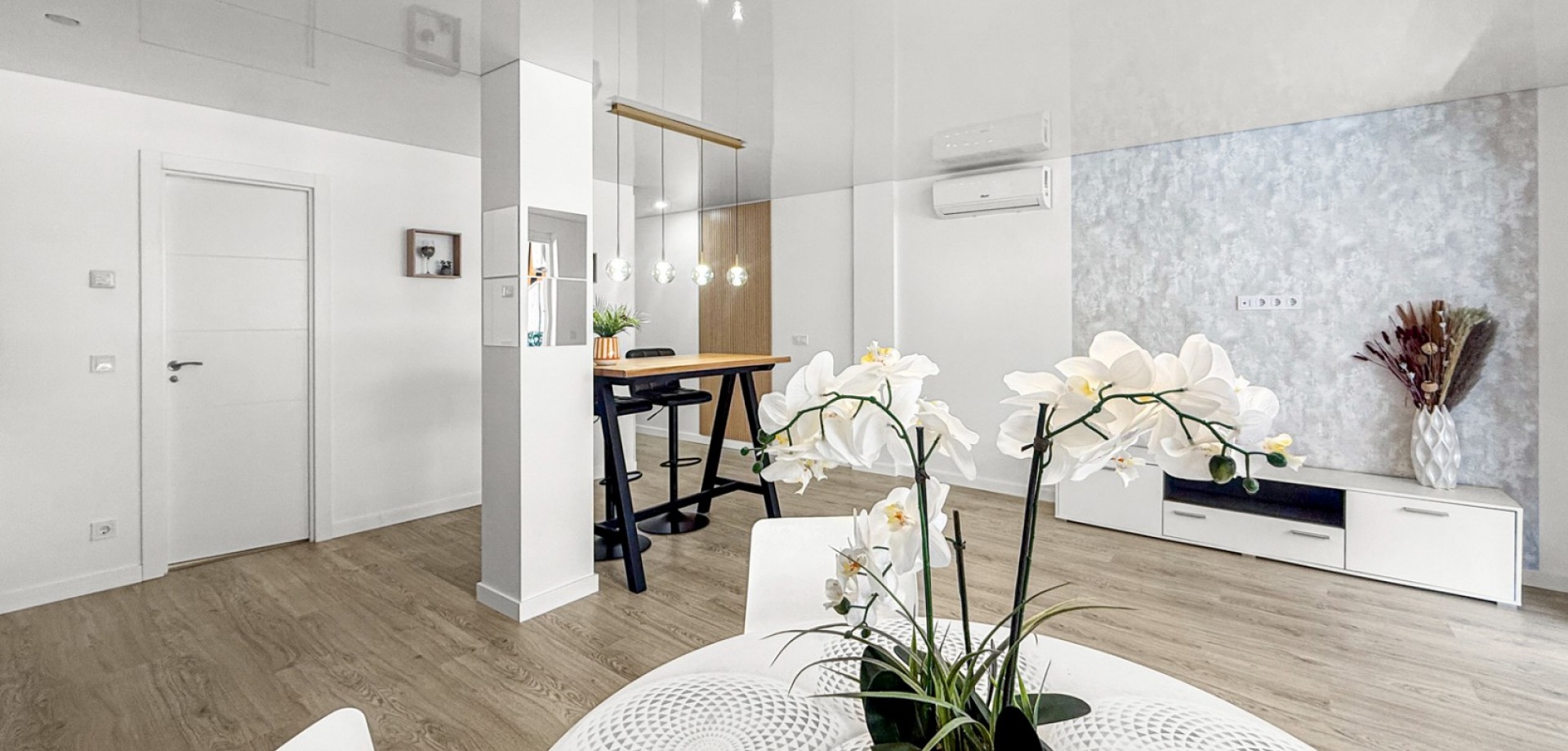 Apartment for Sale in Torrevieja, Alicante
