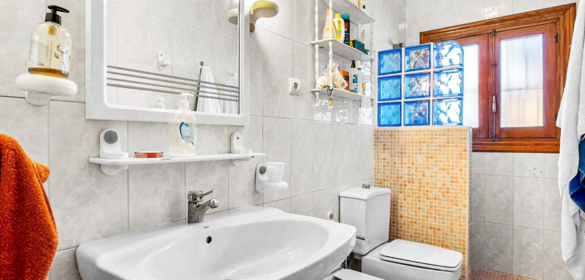 Villa for Sale in Torrevieja, Alicante