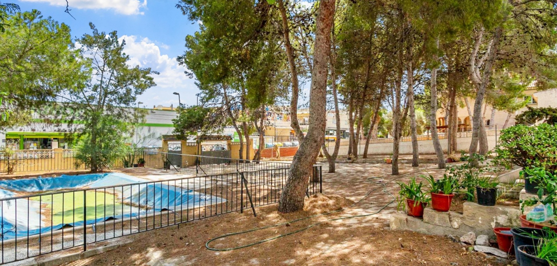 Villa for Sale in Torrevieja, Alicante