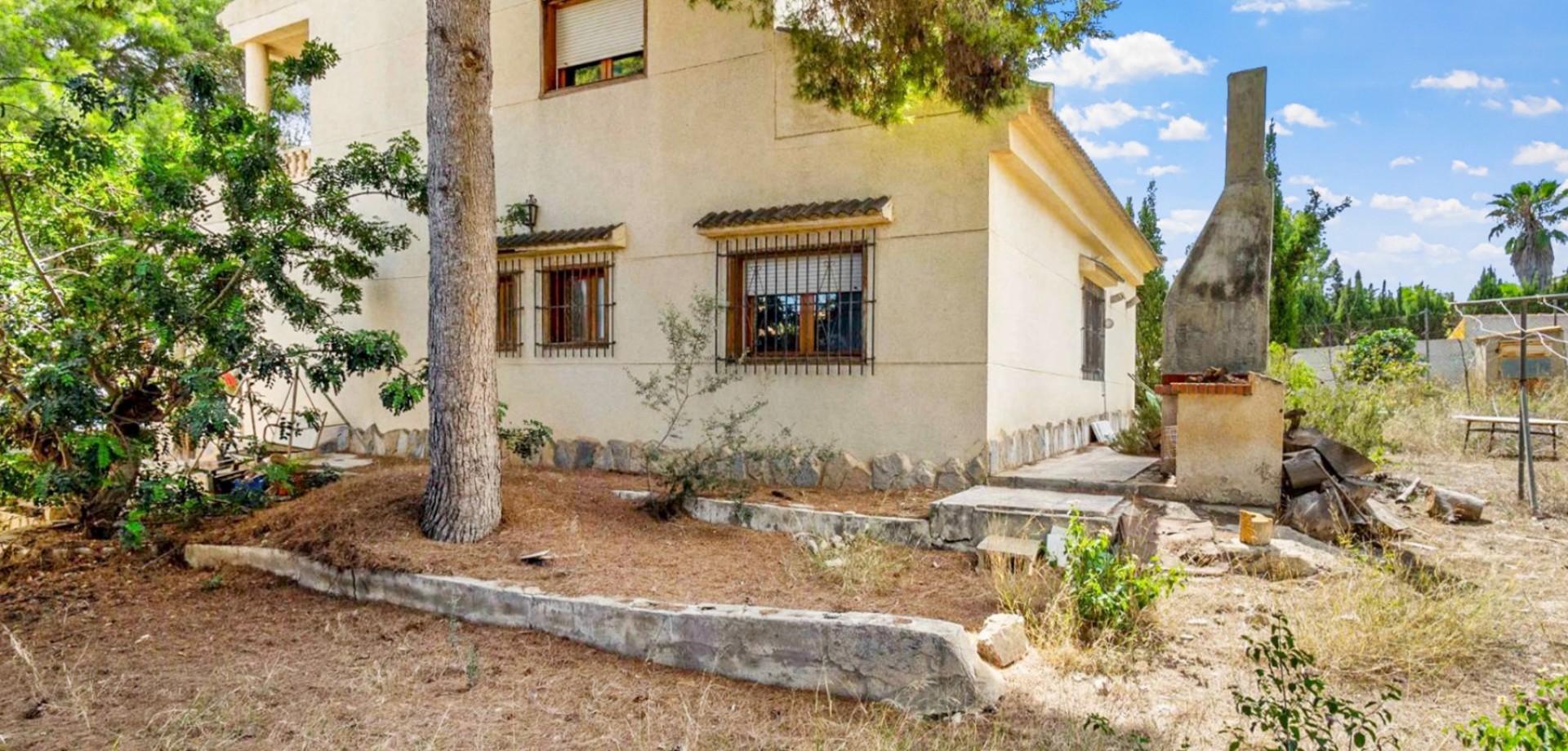 Villa for Sale in Torrevieja, Alicante