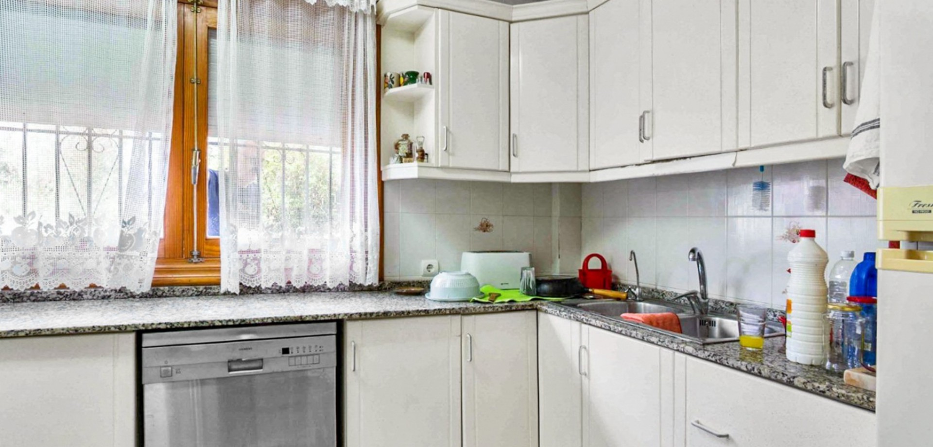 Villa for Sale in Torrevieja, Alicante
