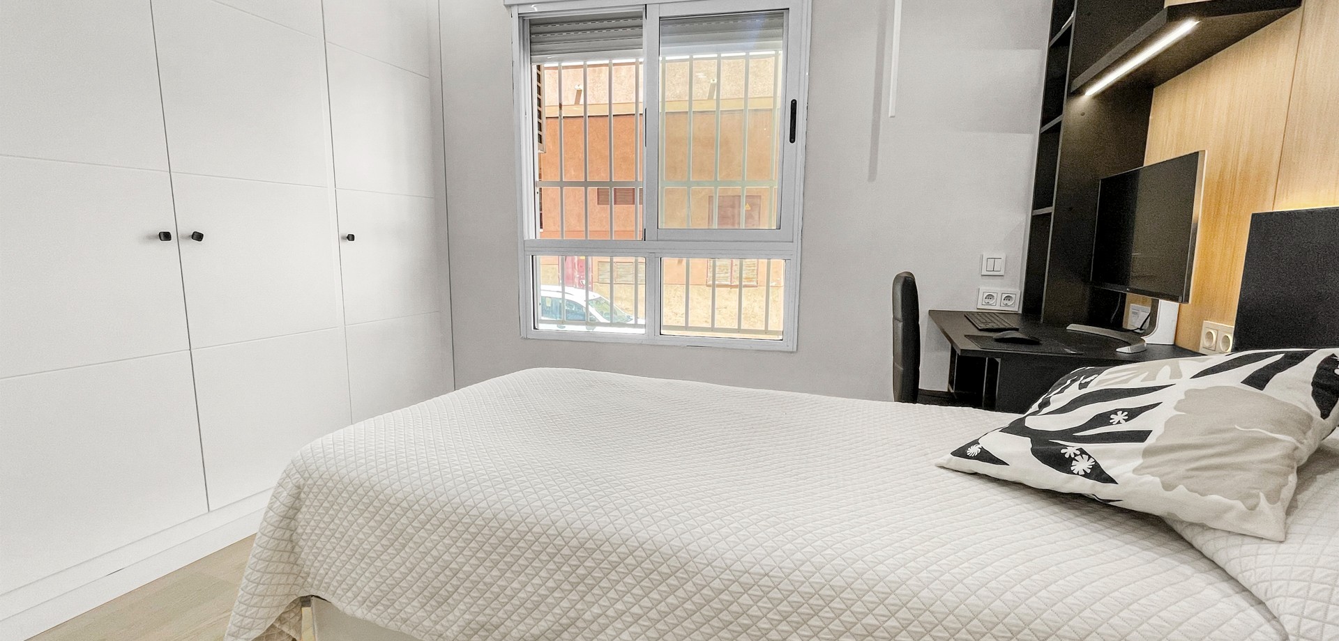Apartment for Sale in Torrevieja, Alicante