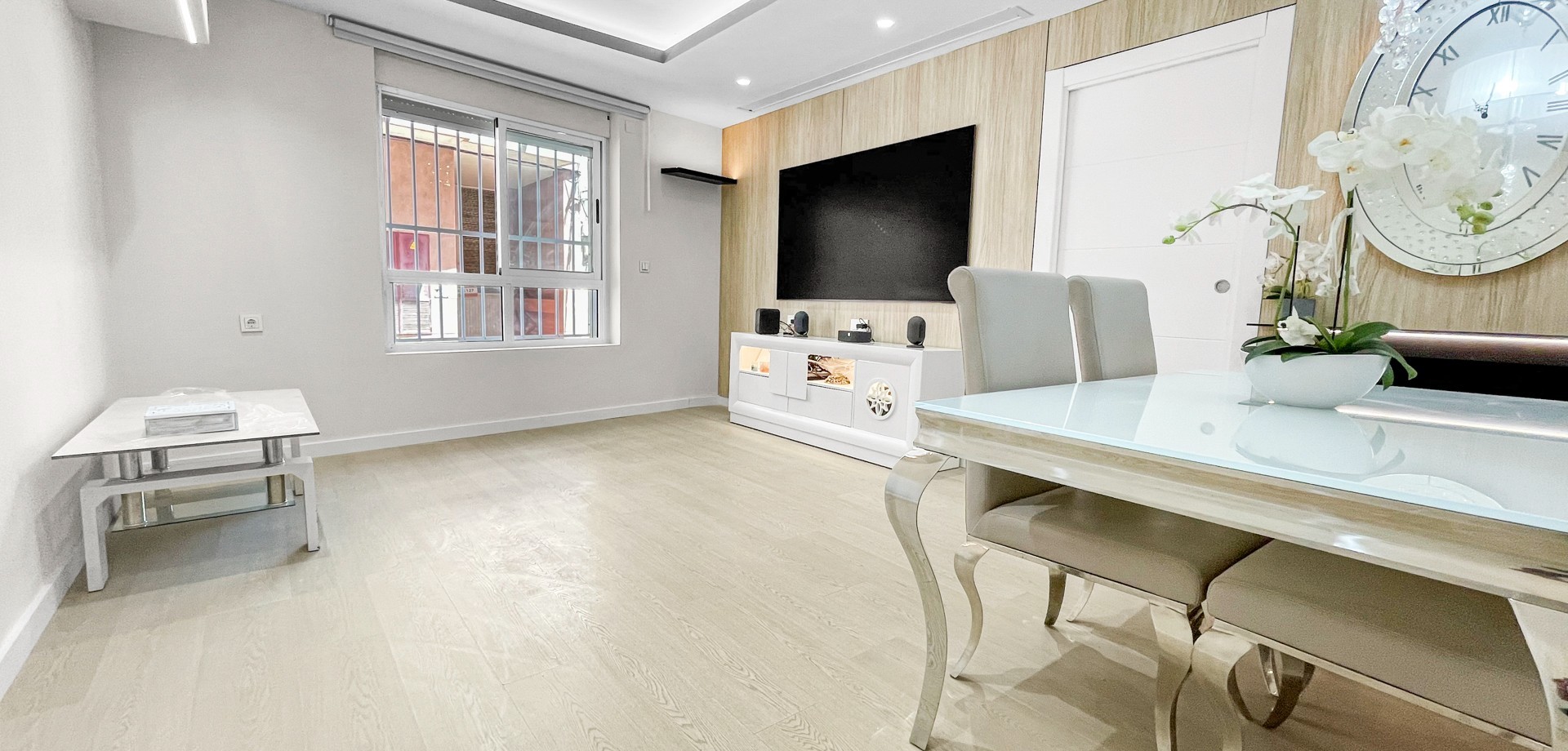 Apartment for Sale in Torrevieja, Alicante