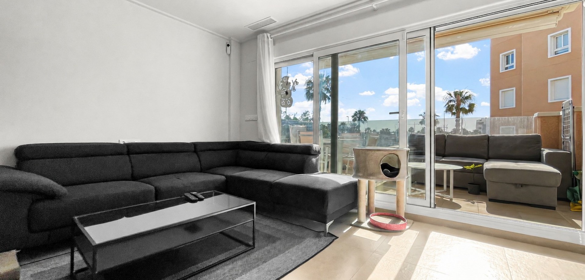 Apartment for Sale in Guardamar del Segura, Alicante