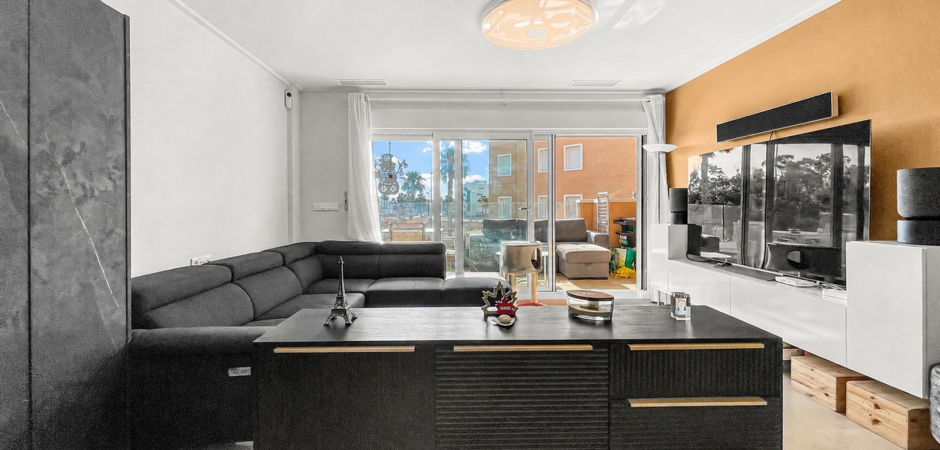 Apartment for Sale in Guardamar del Segura, Alicante