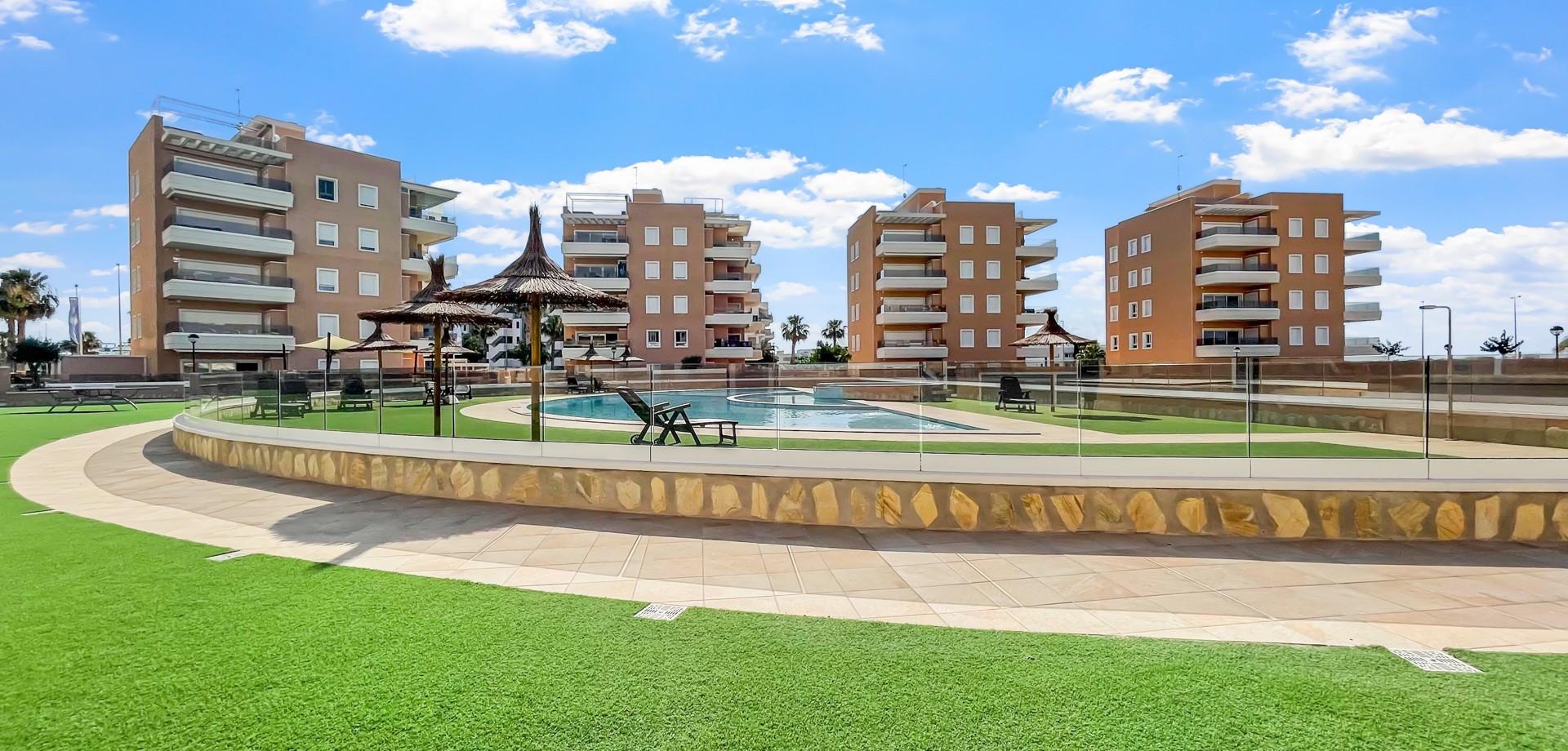 Apartment for Sale in Guardamar del Segura, Alicante