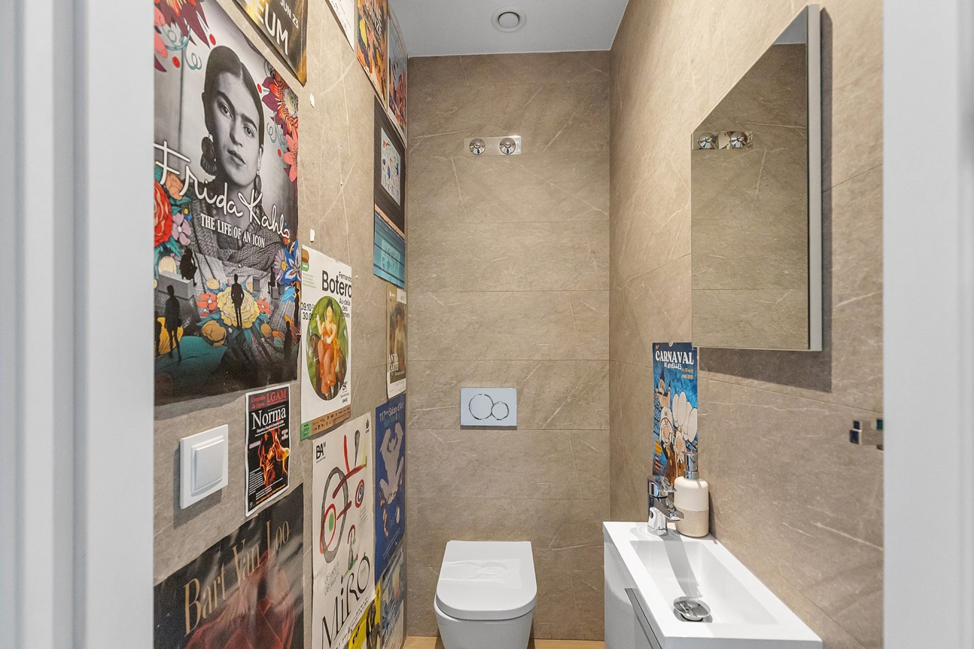 Villa for Sale in Benijofar, Alicante