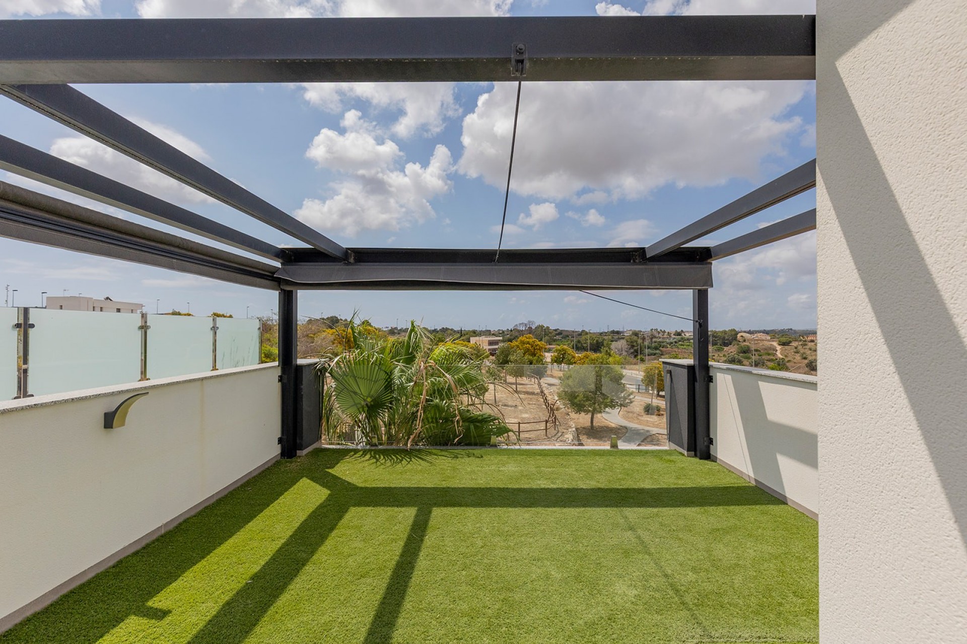 Villa for Sale in Benijofar, Alicante