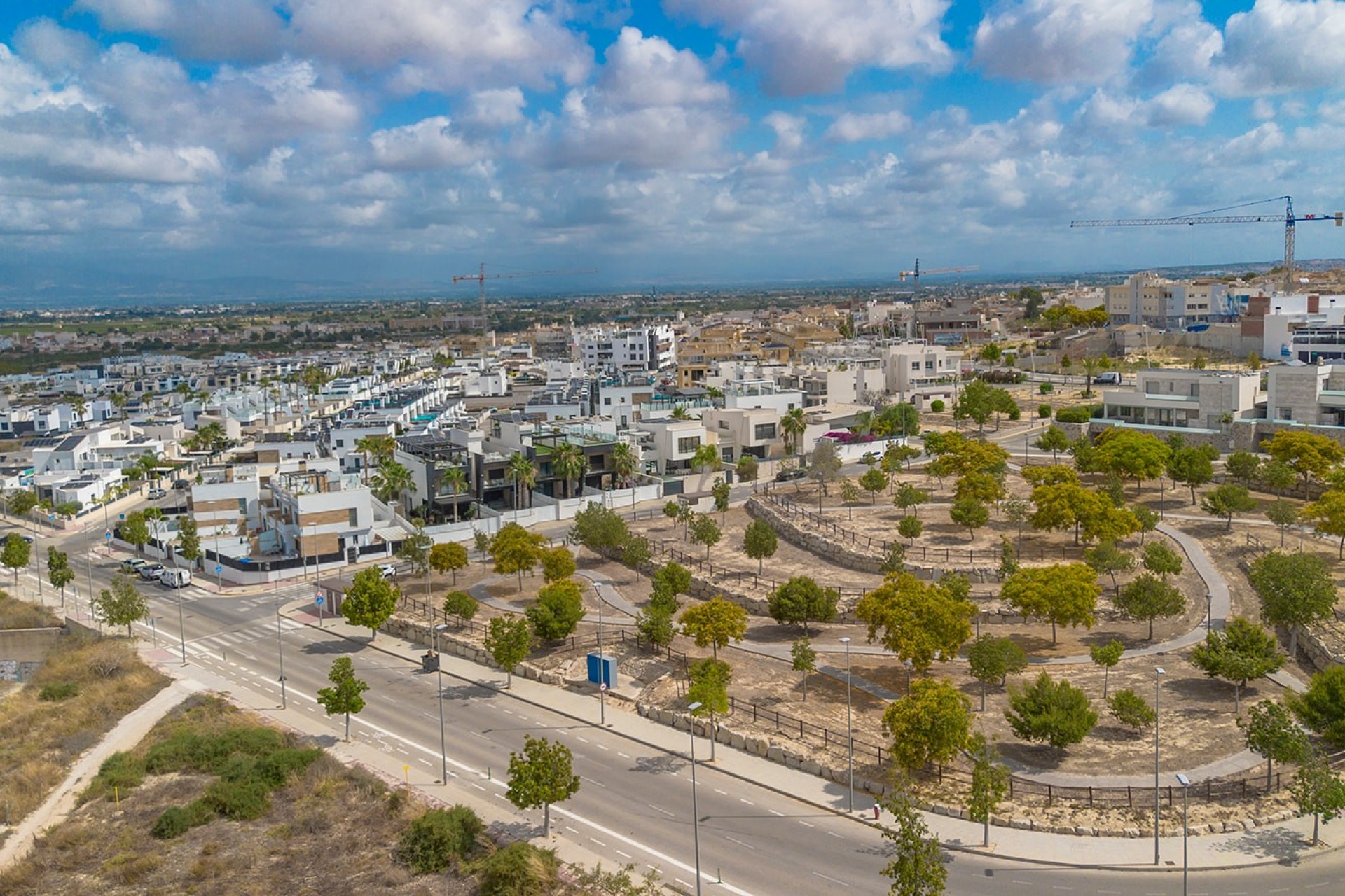 Villa for Sale in Benijofar, Alicante