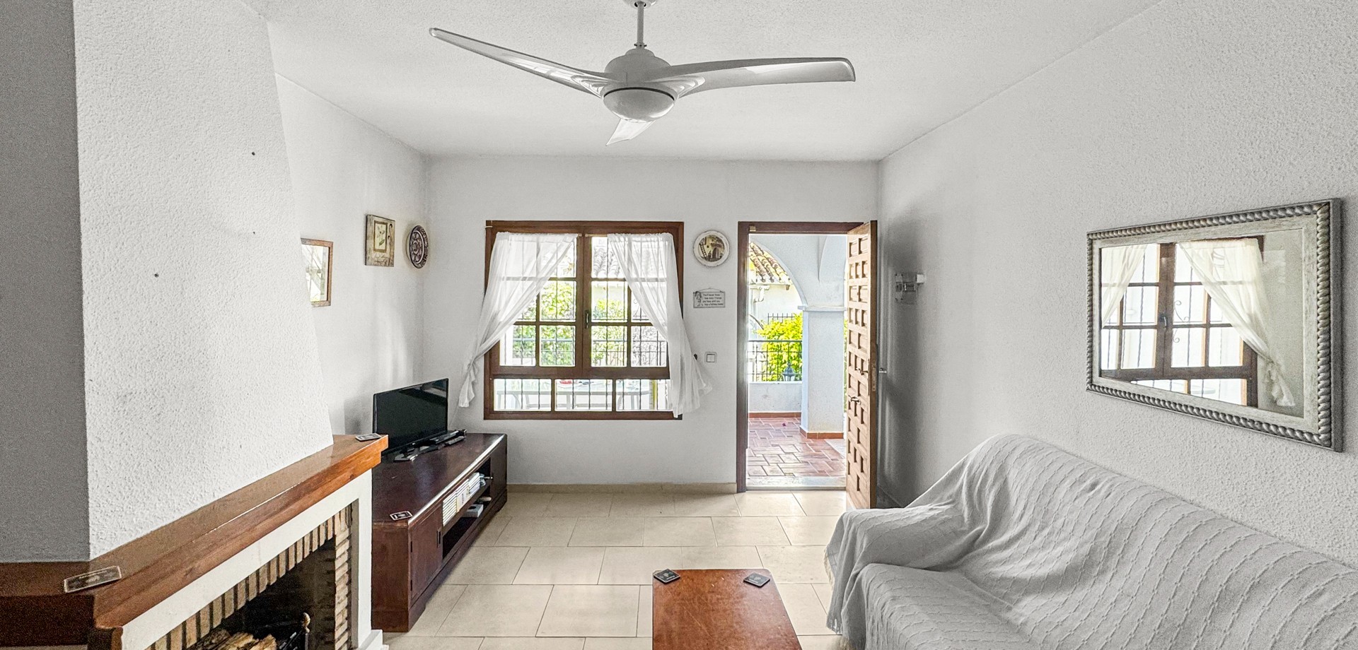 Bungalow for Sale in Torrevieja, Alicante