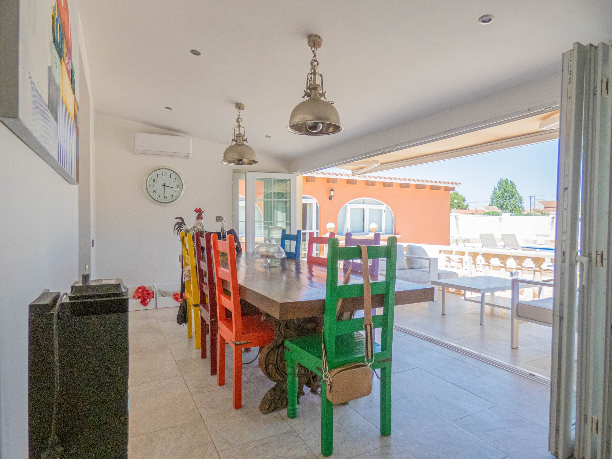 Villa for Sale in Heredades, Alicante